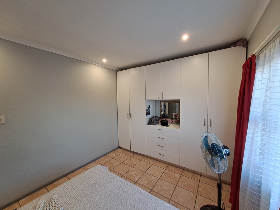 3 Bedroom Property for Sale in Forest Heights Western Cape